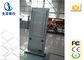 Red LCD de 46 pulgadas que hace publicidad del quiosco de la señalización de Digitaces para la estación del aeropuerto