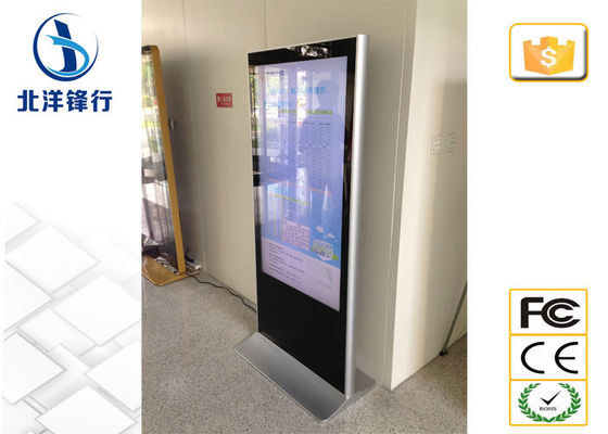 Piso de 65 pulgadas que coloca la resolución de los quioscos 1080×1920 de Wayfinding de la señalización de Digitaces
